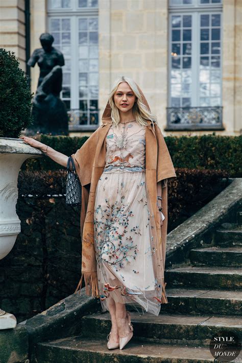 Haute Couture Spring 2018 Street Style Sasha Pivovarova Style Du
