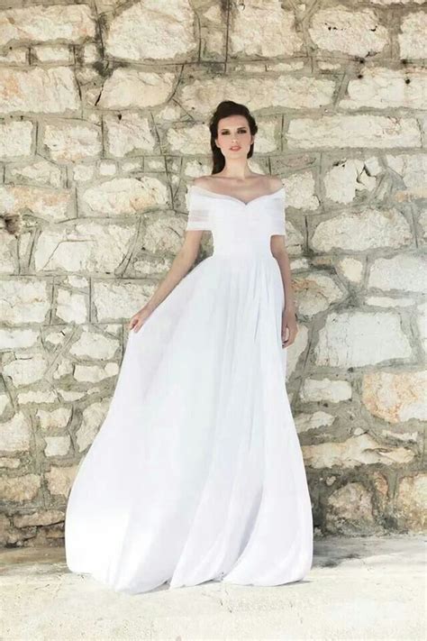 Pin By Nataša Kiralj On Vjenčanje Gowns Sleeveless Wedding Dress
