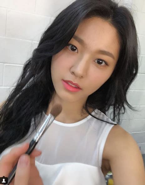 Seolhyun Talks To Fan After The Fake Naked Picture Incident Kpopmap