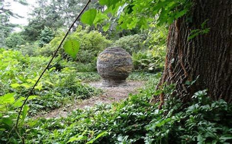 Amazing Dry Stone Garden Spheres By Devin Devine Twistedsifter
