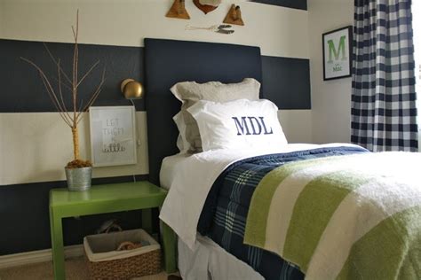 Here are 10 green bedroom ideas that will bring your sleeping headquarters back to life. My Three Favorite Color Schemes for a Boy's Bedroom - Welsh Design Studio