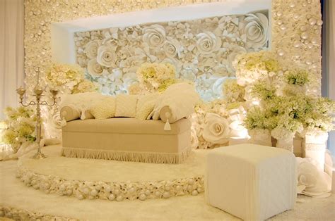 Bunga bougenville atau bunga kertas ini merupakan tanaman hias yang cukup populer. BitterSweetHeart ♥: Pelamin Bunga Kertas