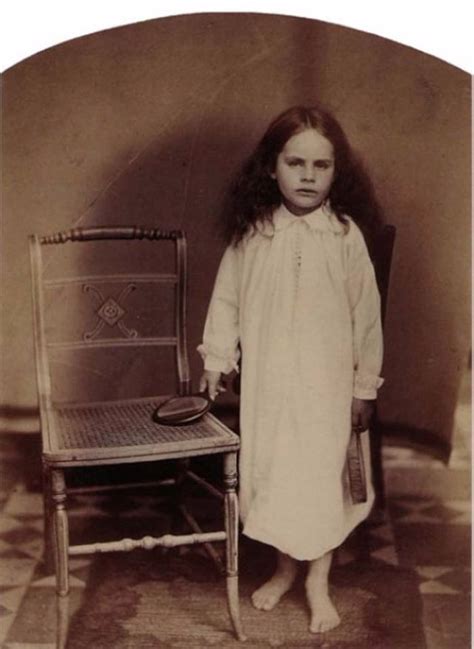 40 Eerie Portrait Photographs Of Children Taken By Lewis Carroll In The