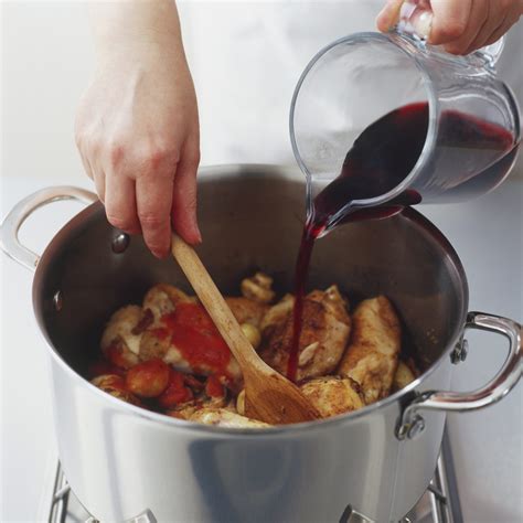 Which red wines are best for cooking? Cooking Wine 101 | MyRecipes