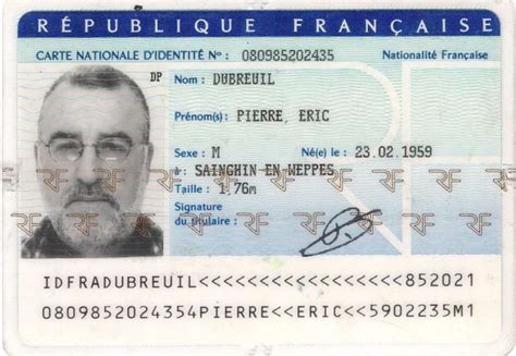 Les cartes d'identité sécurisées délivrées (cartes plastifiées) entre le 2 janvier 2004 et le 31 décembre 2013 à des personnes majeures. Photocopie Carte D Identité Recto Verso | Carte De Paris