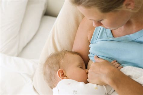 Breastfeeding Basics Getting Baby To Latch Properly Sanford Health News