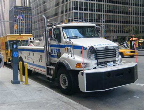 Nypd Traffic Tow Truck Nypd Traffic Large Tow Truck New Yo Flickr