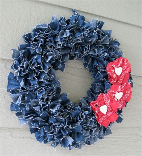 How To Make A Denim Wreath