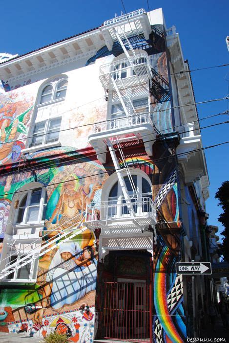 Graffiti Mission District Women House San Francisco California Usa 03