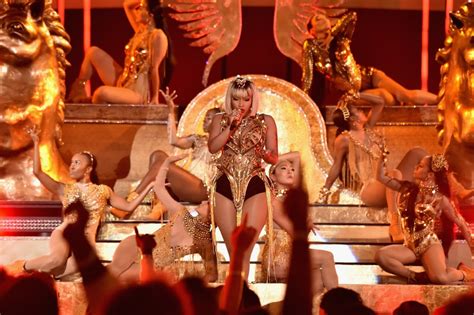 Nicki Minaj S Mtv Vmas Performance Pictures Popsugar Celebrity Uk