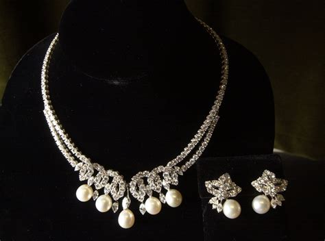 Princess Dianas Swan Lake Necklace Worn Months Before Death Set To