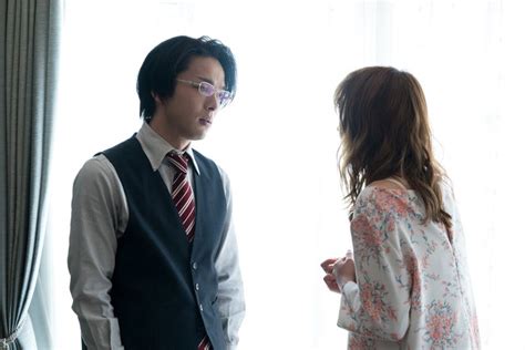 主人公・高森杏寿（仲）とその夫・純平（ 塚本高史 ）、そして純平の浮気相手・井筒里奈（ 松本まりか ）とその夫・渡（ 中村倫也 ）の愛とモラルの攻防戦が繰り広げられてきたが、前回（第7話）、杏寿と純平の娘・七香（渋谷南那）が幼稚園の卒園式の後、姿が見えなくなり……。 杏寿（仲里依紗）＆純平（塚本高史）夫婦の絆、再び壊れる ...