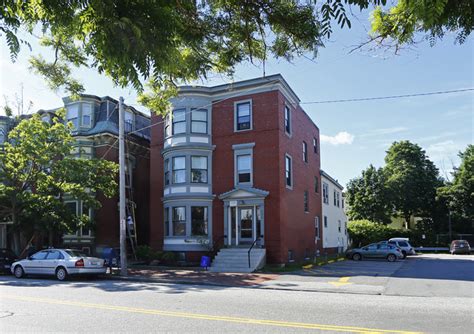 696 Congress St Apartments Portland Me Apartments For Rent