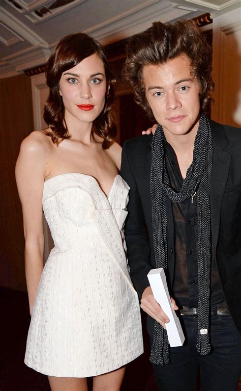 Harry Styles Girlfriend Guide To Past Relationships Love Life
