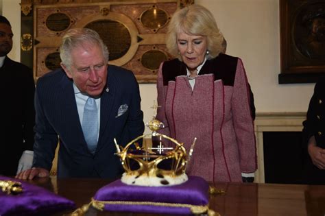 The love story of prince charles and camilla, duchess of cornwall spans almost 50 years, but their journey to romance was hardly a conventional one. Camilla Parker-Bowles et prince Charles : pourquoi ils se ...