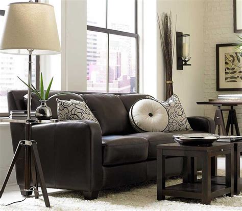 Ideally you want to pair cushions based on colours that are already present in the room to complement or enhance the look of a room and establish the tone that you're going for. Pin by Gemma Sturgess on living room | Living room ...