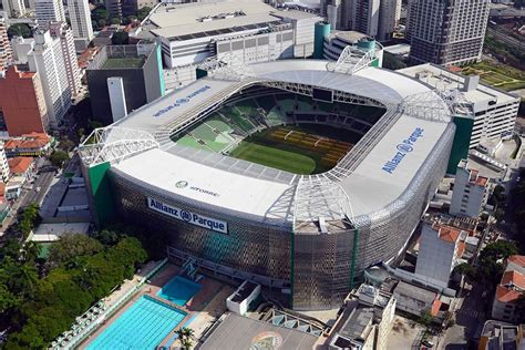 Allianz parque, conhecido popularmente como arena palestra itália ou arena palmeiras, é uma arena multiúso construída para receber espetáculos. Arena Palmeiras: Por que a Globo não fala "Allianz Parque"?