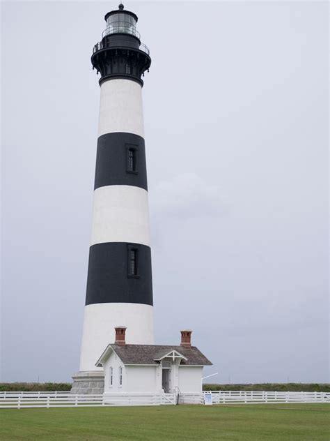 5 Beautiful Outer Banks Lighthouses To See