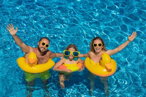 How To Throw A Budget Friendly Pool Party
