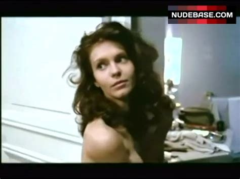 Fanny Bastien Naked Scene Tete Dans Le Sac Nudebase Com