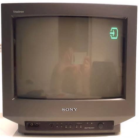 Sony Trinitron 14 Kvm 14a Crt Tv Monitor
