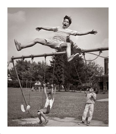 Anonymous Family Photos Capture The Beautiful And Bizarre Funny Vintage Photos Vintage Humor
