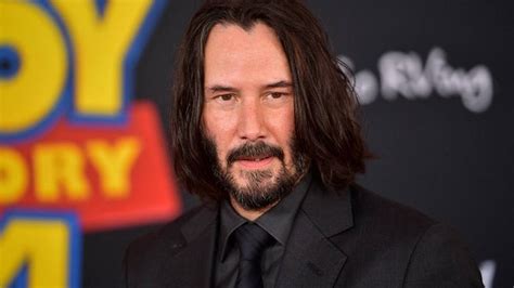 Best Of 2019 Tragic True Story Of Keanu Reeves Tough Life And Why The