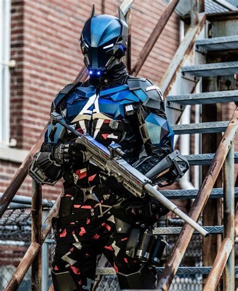 Batman Fan Pulls Out All The Stops In Amazing Arkham Knight Cosplay