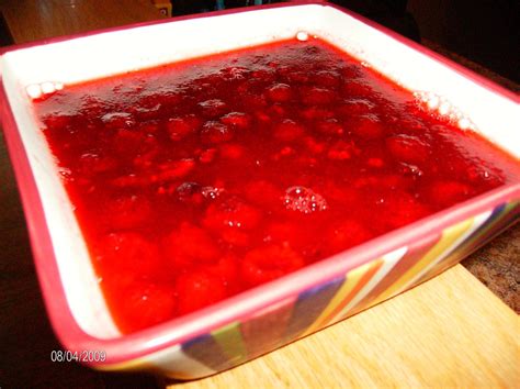 If desired, sprinkle cinnamon sugar (liberally) over the top of the bread before baking. Raspberry Applesauce Jello Mold | Tasty Kitchen: A Happy ...