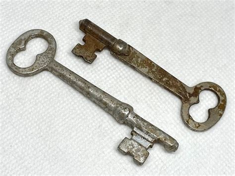 10 Rareest Antique Skeleton Keys Value And Identification Guide 2023