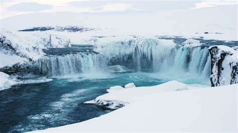Top 7 Things To Do In Iceland This Winter