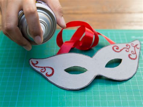 How To Make A Paper Mask Paper Mask Halloween Ball Mask