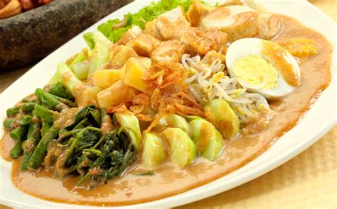 Crunchy veg tossed in a spicy. 6 Cara Membuat Gado Gado dan Bahan Bahannya - Waktuku