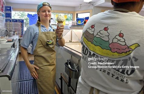 Edgartown Madiana Nash Serves Up Ice Cream At Mad Marthas A News Photo Getty Images
