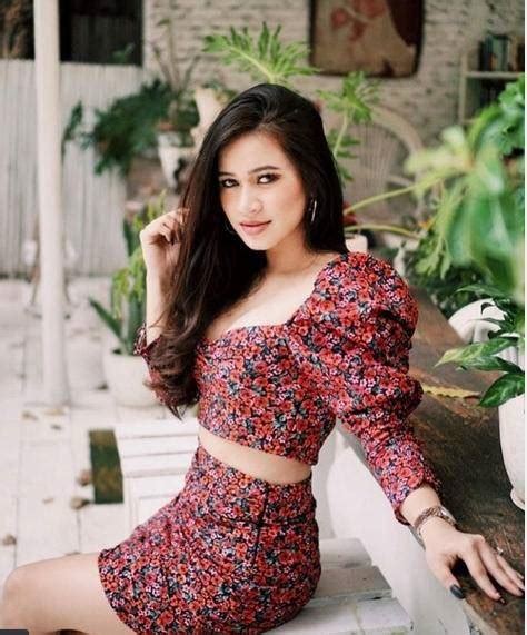 Potret Seksi Putri Amelia Miss Sport Tourism Indonesia Yang Terjerat