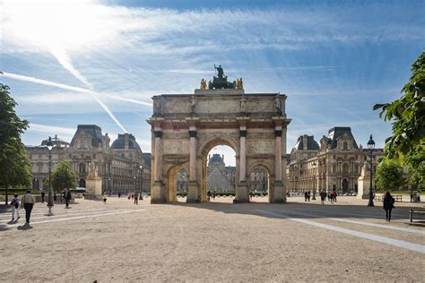 The goal of the game is that improve the human's skills this. L'Arc de Triomphe du Carrousel soutenu par Crédit Agricole ...