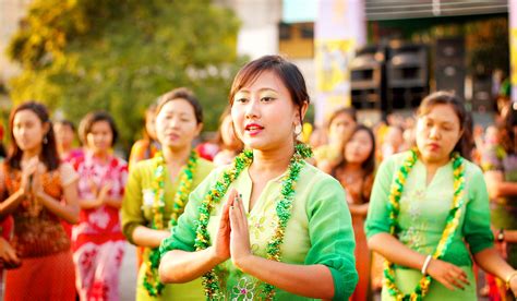 One Of The Most Popular Festival In Myanmar Thingyan Mingalago