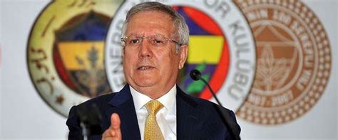 Fenerbahçe kulübü, resmi siteden bir açıklama yaparak aziz yıldırım'ın genel kurul öncesi yarın bir basın toplantısı düzenleyeceğini duyurdu. Aziz Yıldırım basın toplantısı düzenliyor | NTV