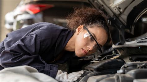 Women Remain Underrepresented In Automotive Industry Study Shows