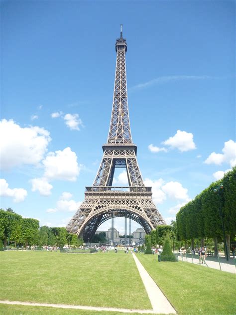 La Tour Eiffel - Paris tu me manques. | Paris tour eiffel, Tour eiffel, La tour eiffel