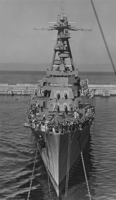 A Bow View Of Duquesne Class Heavy Cruiser Tourville 1118 × 1920 R