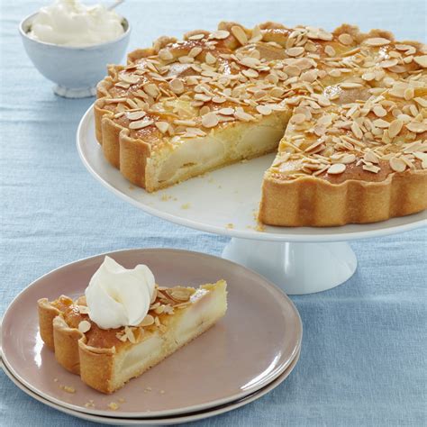 Scopri ricette, idee per la casa, consigli di stile e altre idee da provare. Mary Berry's Pear Frangipane Tart | Recipe | Berries ...