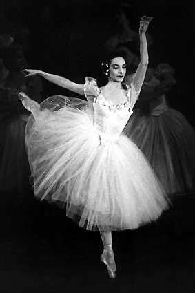 Алонсо фернандо формула 1 испания 29.07.1981. Alicia Alonso. Para que Giselle no muriera | 33 Fouettés