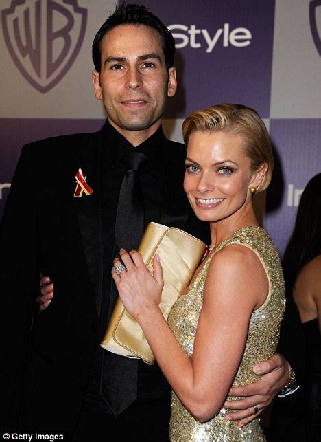 My Name Is Earls Jaime Pressly Splits With Husband After 16 Months Daily Mail Online