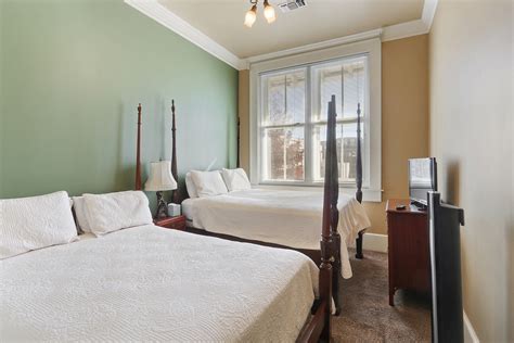 grenoble house   orleans louisiana  bedroom suite