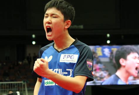 Tomokazu harimoto 張本智和 vs jun mizutani 水谷隼 (2017 t2apac). 【速報】張本智和、2年ぶりの決勝へ 高校生王者・戸上との大 ...