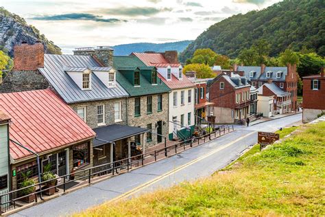 The Perfect 3 Day Weekend Road Trip Itinerary To Harpers Ferry West