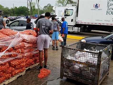 If you are interested in solving the problem of hunger in southeast texas you may want to volu. Our Favorite Ways to Spread Holiday Joy. Volunteer ...
