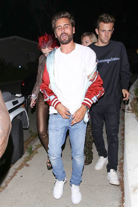 Bella thorne just doesn't seem to know when to call it quits. Scott Disick And Bella Thorne Are Back On
