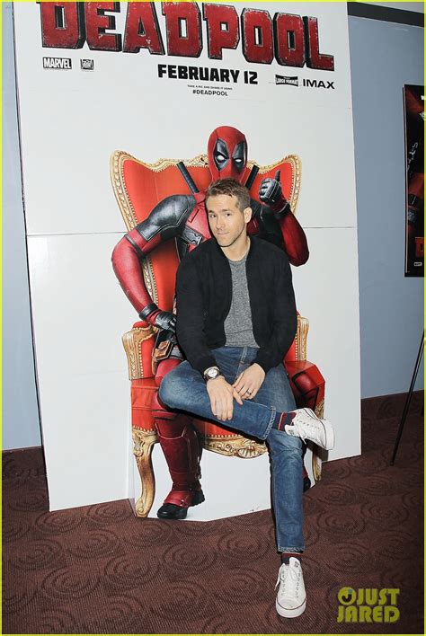 Ryan Reynolds And Blake Lively Exhibit Naughty Pda In New Pic Photo 3570292 Blake Lively Ryan